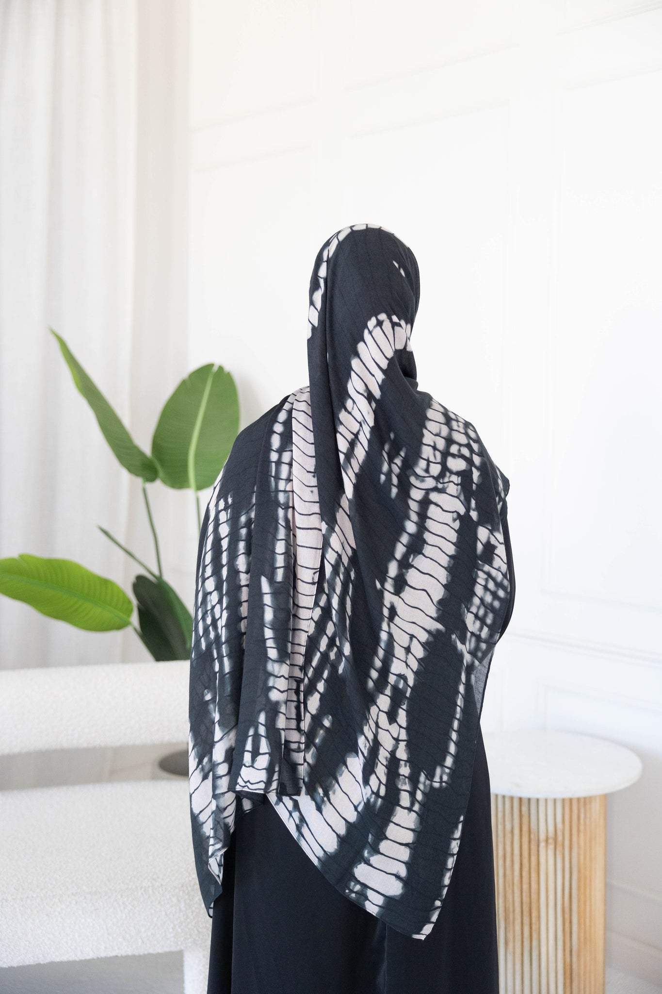 Black & Cream Tie-Dye